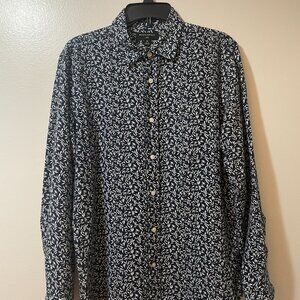 Banana Republic Leaf Pattern Pocketed Long Sleeve Button Down